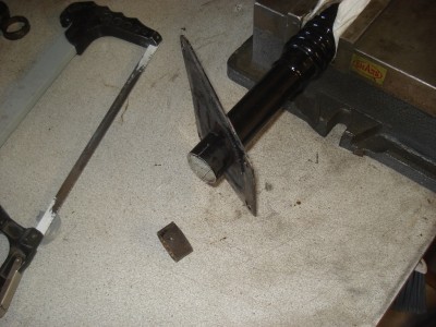 Steering_shaft-01.jpg (322.4 KiB) Viewed 23394 times Shortened the column by 20mm then slotted end