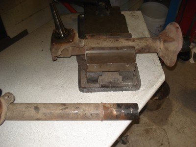 struts-01.jpg (265.32 KiB) Viewed 14996 times Deeply score the perch slightly above the weld