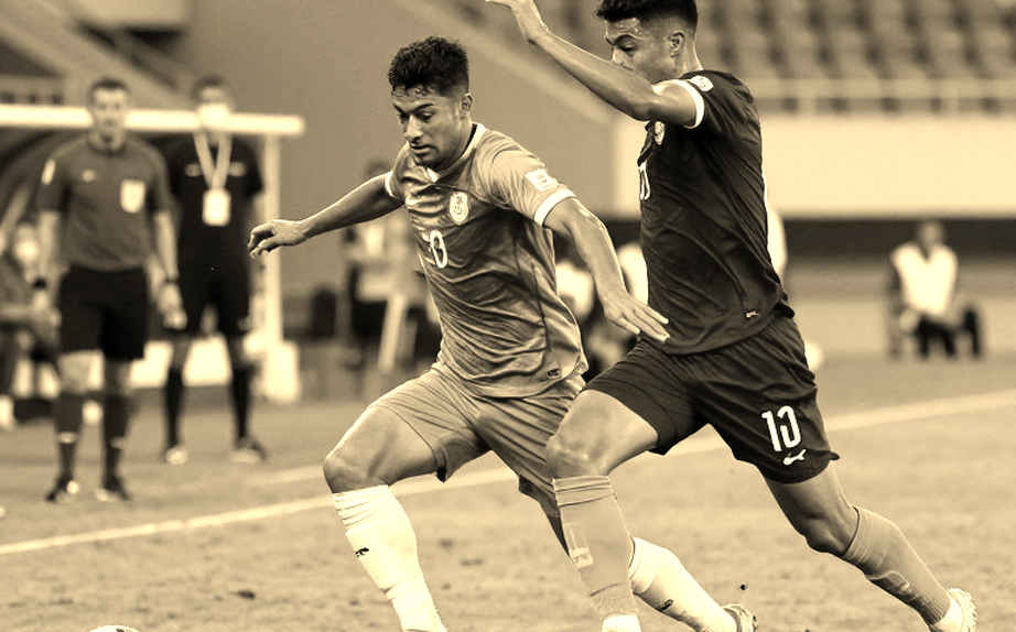 বেলিংহ্যামের মুকুট, আর যে প্রশ্নটি ইংল্যান্ড এড়িয়ে যায়