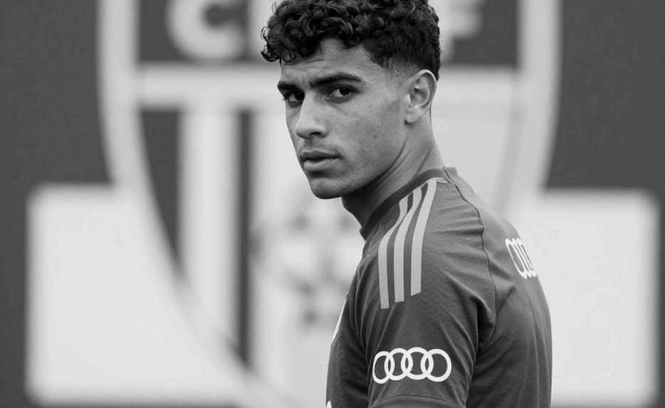 Testimony of the Empty Cell: Data Integrity in Football Analytics and the Blockchain Question