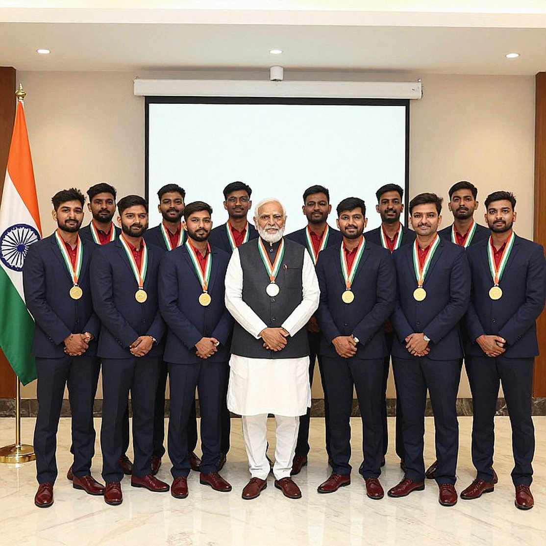 ২-২ নিয়ে নকআউটে: শীর্ষ-তিনের নিয়মটা পারিতোষের আসন বানিয়েছে, তার পারফরম্যান্স নয়