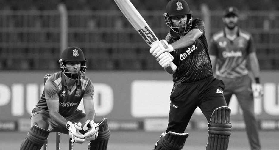 লাল বলের ঘড়ি, সাদা বলের ঝলক: শেফিল্ডে অলি পিকে-র আসল হিসাব শুরু