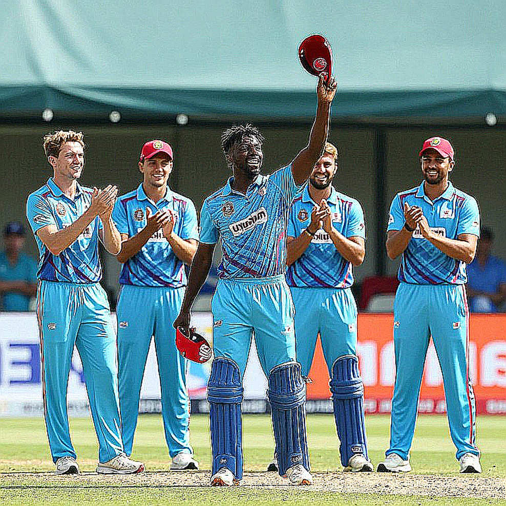 ওভারের ফাঁক: বাংলাদেশ ও অস্ট্রেলিয়ার টেস্ট ভাঙনের আসল হিসাব ওভারের ফাঁক: বাংলাদেশ ও অস্ট্রেলিয়ার টেস্ট ভাঙনের আসল হিসাব