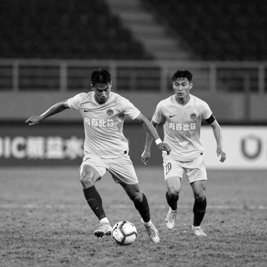 A 53rd-Minute Header in Cordoba, an Armband on the Left Arm — and the Draft of a Champion Core's Exit A 53rd-Minute Header in Cordoba, an Armband on the Left Arm — and the Draft of a Champion Core's Exit