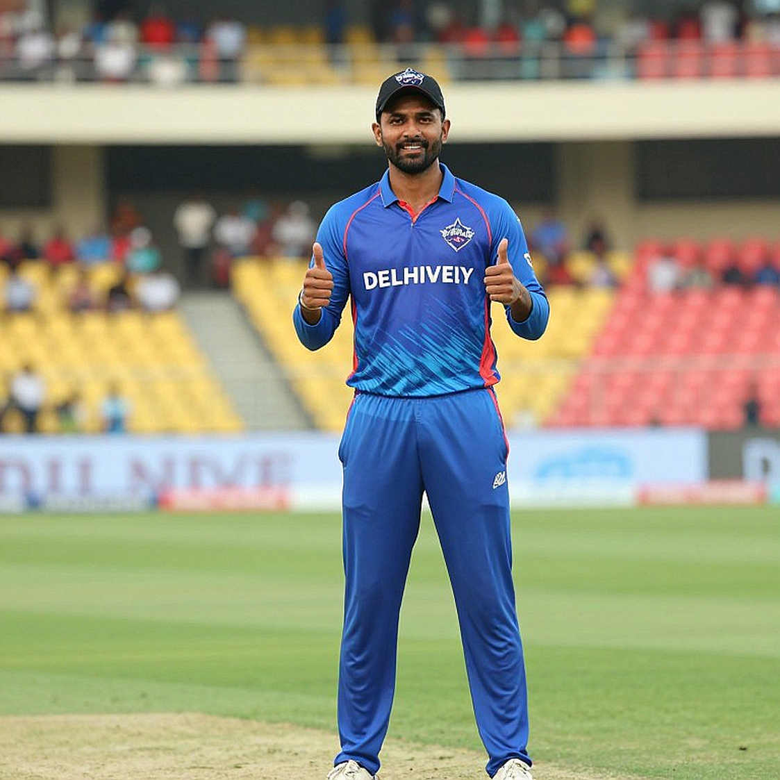 চেইনে লেখা দর: এশিয়ার ক্রিকেট বাজারে নতুন খাতা চেইনে লেখা দর: এশিয়ার ক্রিকেট বাজারে নতুন খাতা