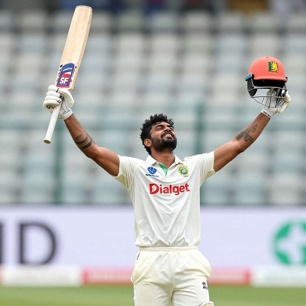 বাংলাদেশ ক্রিকেটে ফ্লাডলাইটের ছায়ার রাজত্ব: মাঠের বাইরের গল্প বাংলাদেশ ক্রিকেটে ফ্লাডলাইটের ছায়ার রাজত্ব: মাঠের বাইরের গল্প