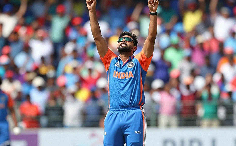 ঘুমন্ত নায়ক: শুবমান গিলের এশিয়া কাপ ফাইনালে রেকর্ড গড়ার পেছনের গল্প
